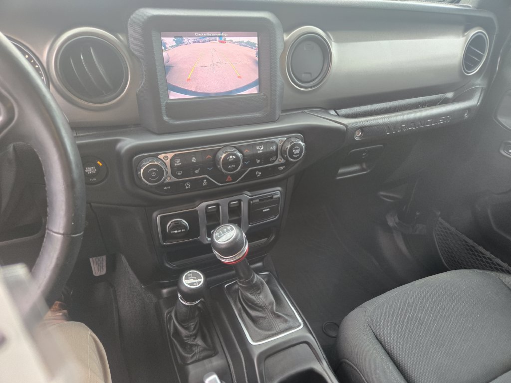 Used 2020 Jeep Wrangler Sport AWD/4WD image 9
