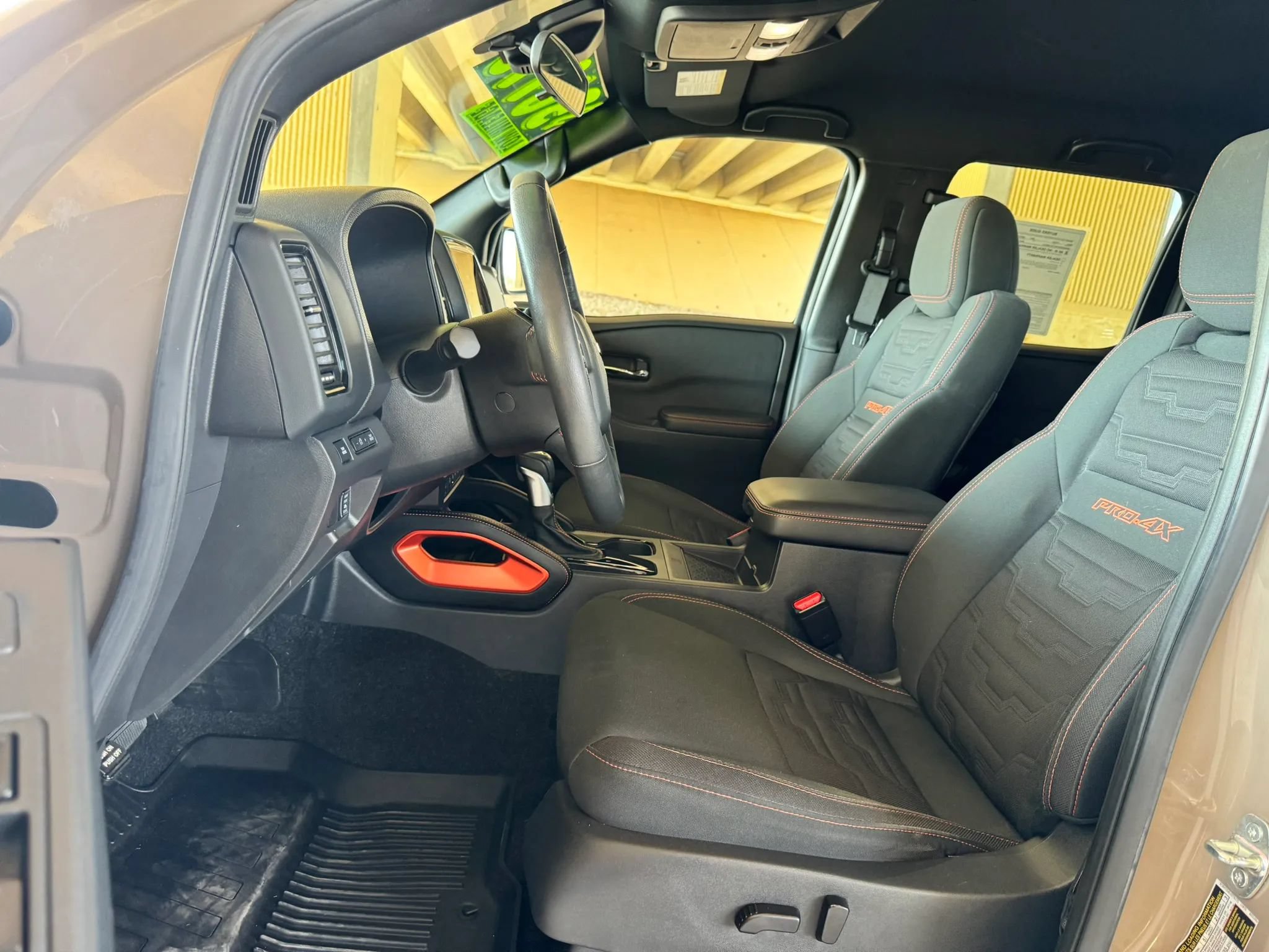 Used 2023 Nissan Frontier PRO-4X w/ Pro Convenience Package AWD/4WD image 11