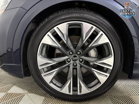 Used 2025 Audi Q8 Prestige AWD/4WD image 31