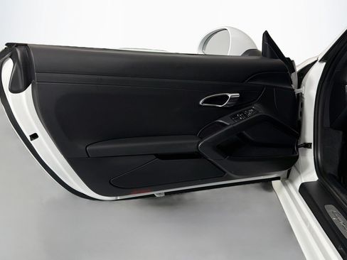 Used 2014 Porsche Cayman RWD image 20