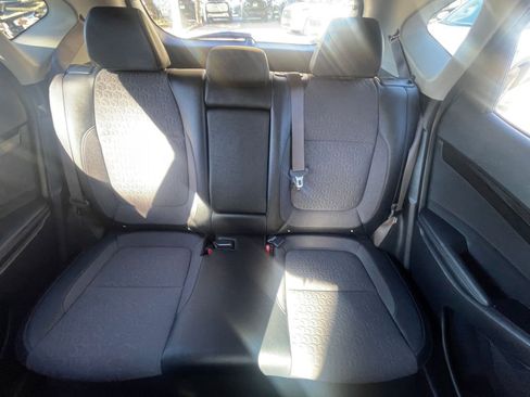 Used 2025 Kia Seltos S image 32