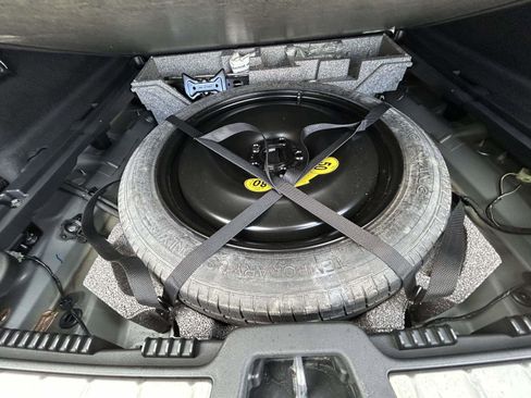 Used 2018 Volvo XC60 T6 Inscription w/ Convenience Package image 19