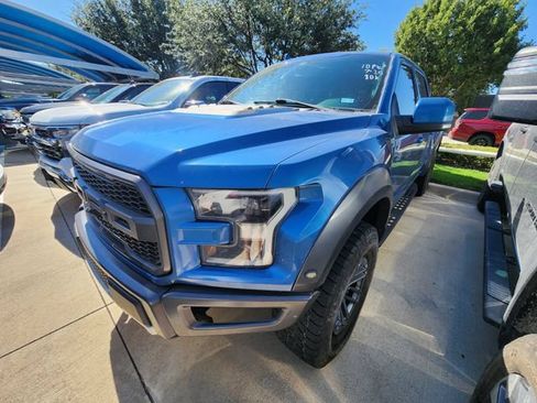 Used 2019 Ford F150 Raptor w/ Equipment Group 802A Luxury AWD/4WD image 3