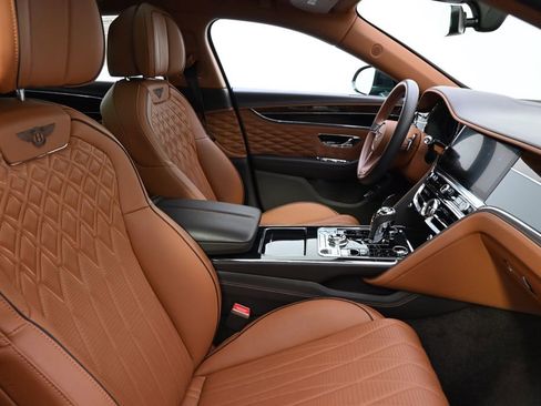 Used 2020 Bentley Flying Spur W12 AWD/4WD image 16