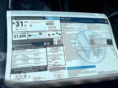 New 2026 Volkswagen Taos SE FWD image 18