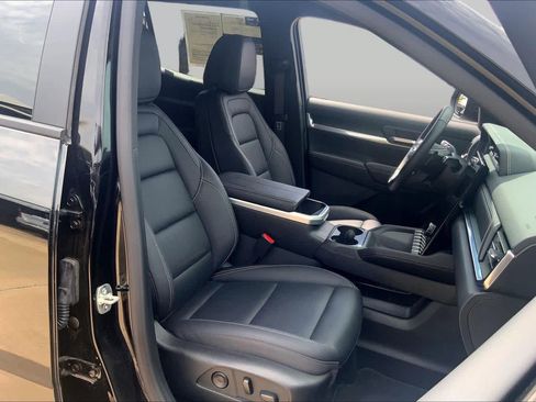 Used 2026 GMC Terrain Elevation w/ Elevation Premium Package FWD image 9
