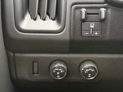 Used 2021 Chevrolet Colorado LT w/ LT Convenience Package image 20