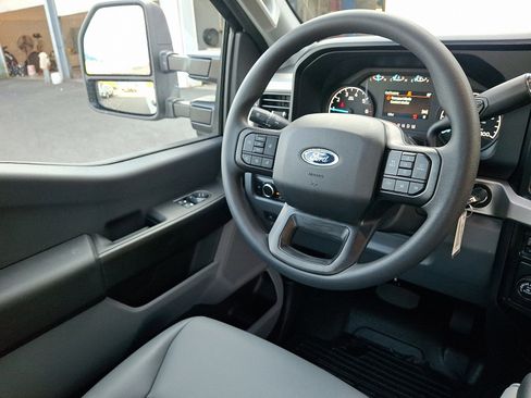 New 2026 Ford F250 XL w/ 360-Degree Camera Package RWD image 16