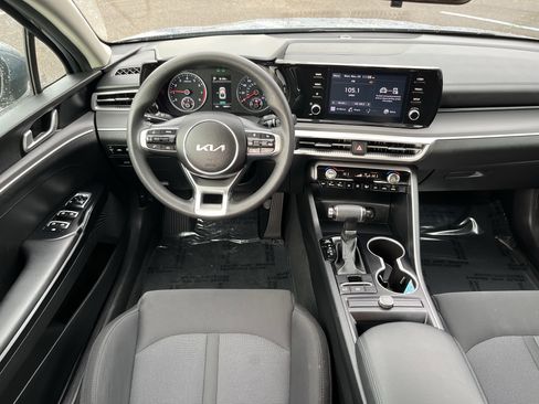 Used 2023 Kia K5 LXS image 11