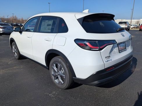 New 2026 Honda HR-V LX image 9