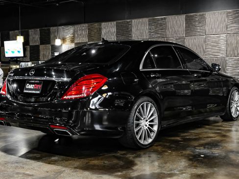 Used 2016 Mercedes-Benz S 550 Sedan image 12