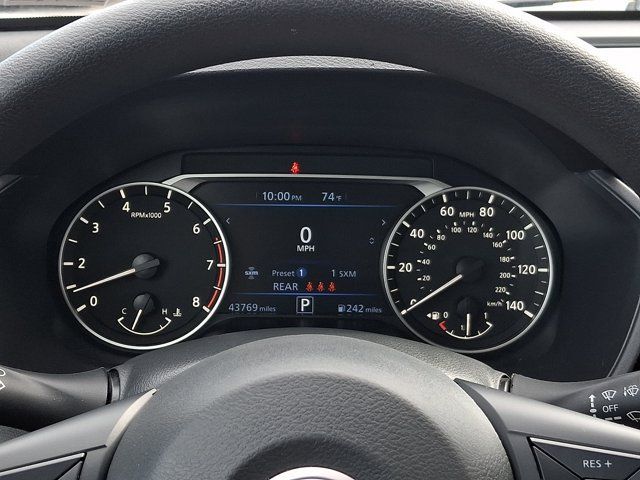 Used 2025 Nissan Altima 2.5 SV AWD/4WD image 19