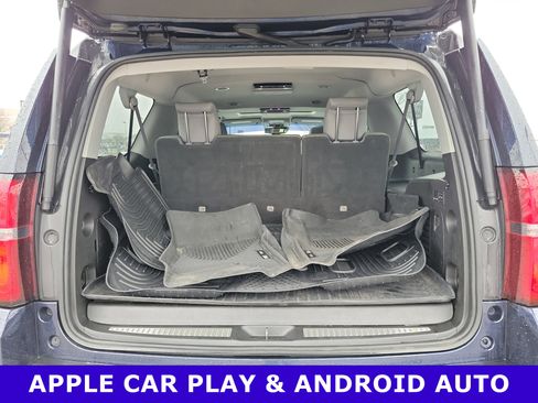 Used 2019 Chevrolet Suburban LT image 8