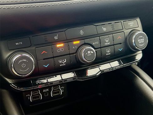 Used 2021 Dodge Durango GT AWD/4WD image 9