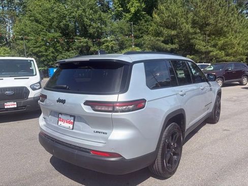 Used 2024 Jeep Grand Cherokee L Limited w/ Luxury Tech Group II AWD/4WD image 23