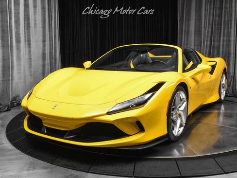Used 2023 Ferrari F8 Tributo RWD image 2