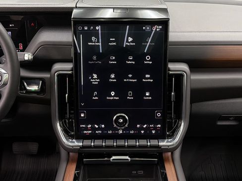 Used 2026 GMC Yukon XL Denali w/ Sun & Power Step Package AWD/4WD image 18