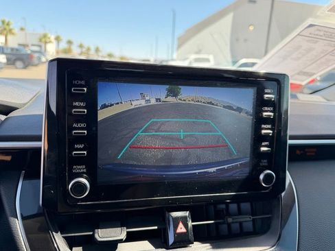 Used 2020 Toyota Corolla LE FWD image 26
