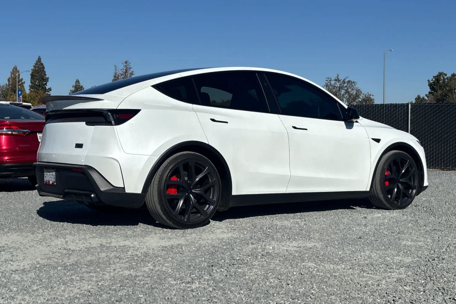 Used 2026 Tesla Model Y Performance AWD/4WD image 3