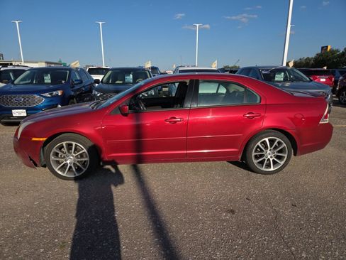 Used 2009 Ford Fusion SE FWD image 2