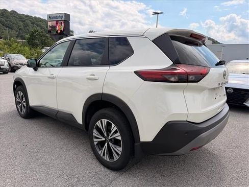 Used 2023 Nissan Rogue SV AWD/4WD image 5