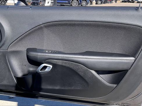 Used 2021 Dodge Challenger SXT w/ Blacktop Package image 21