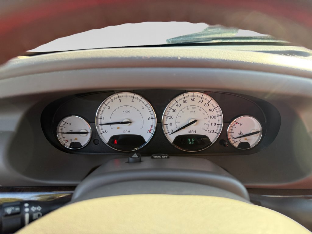 Used 2004 Chrysler Sebring LXi w/ Luxury Group FWD image 10