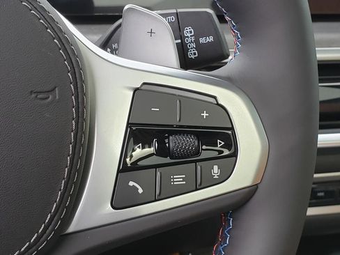 New 2026 BMW X5 M60i image 25