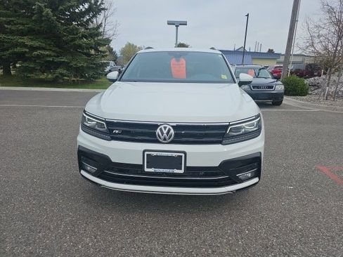 Used 2021 Volkswagen Tiguan SEL Premium R-Line AWD/4WD image 2