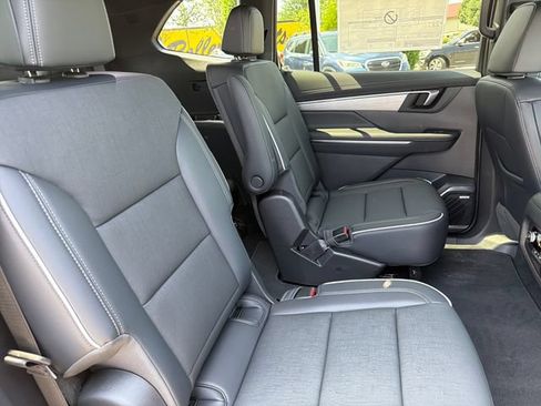 New 2026 Buick Enclave Preferred w/ Power Package FWD image 21