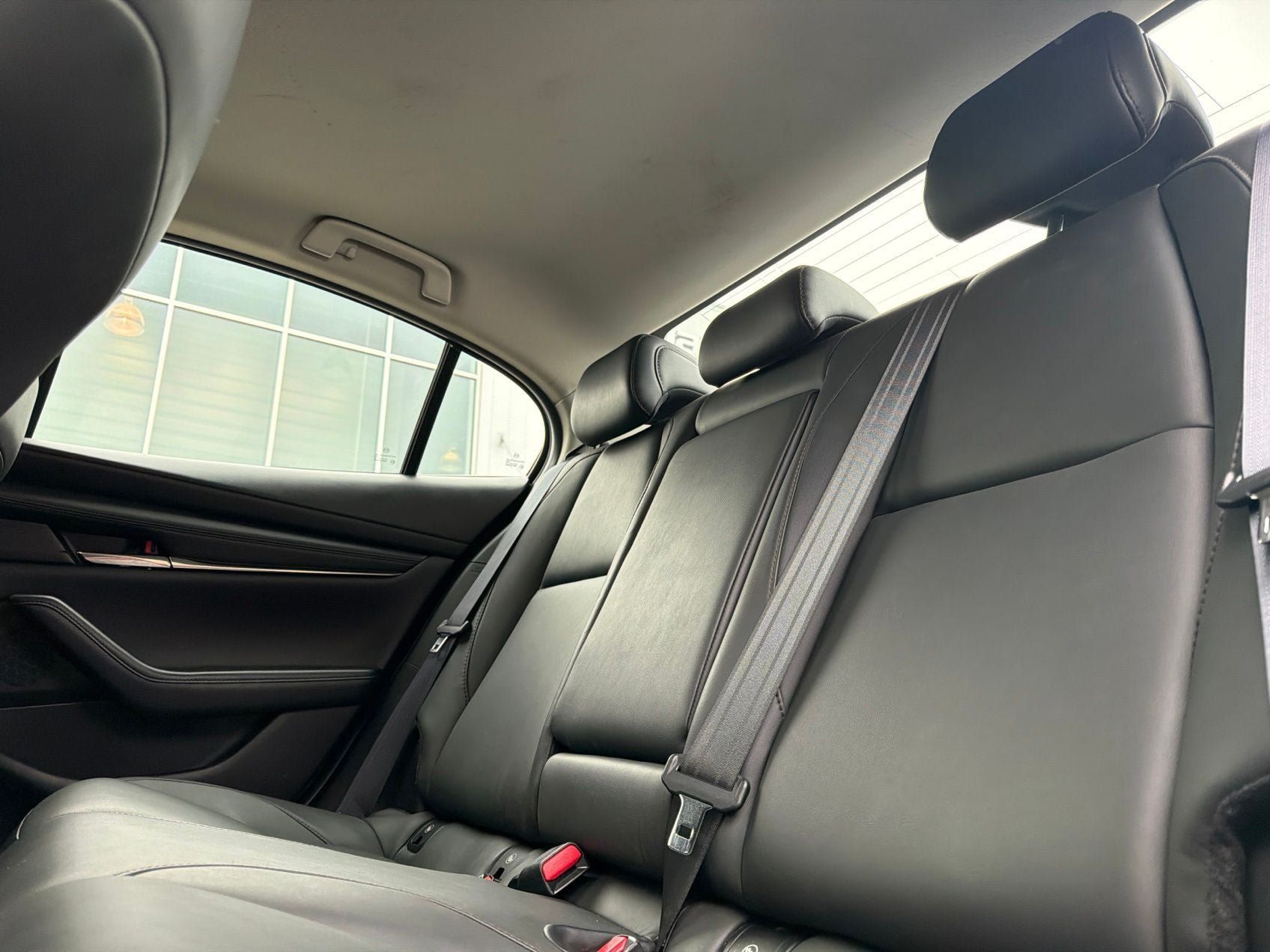 Used 2024 MAZDA MAZDA3 s FWD image 10