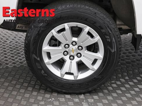Used 2022 Chevrolet Colorado LT w/ Fleet Safety Package RWD image 29