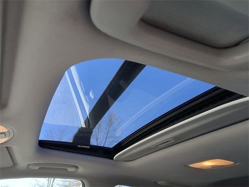 Used 2023 Hyundai Kona Limited image 19