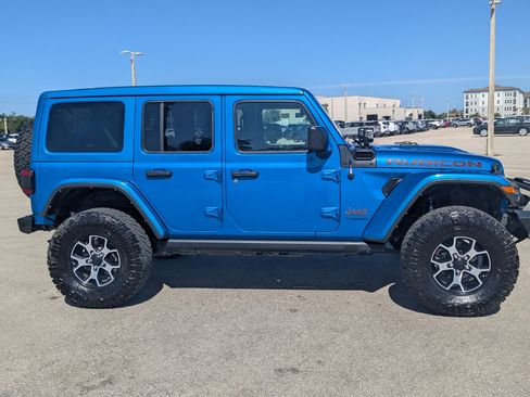 Used 2021 Jeep Wrangler Unlimited Rubicon AWD/4WD image 3