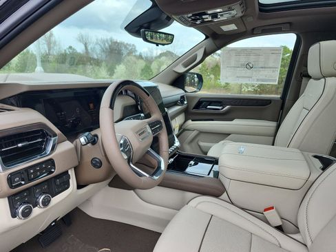 New 2026 GMC Yukon Denali image 13
