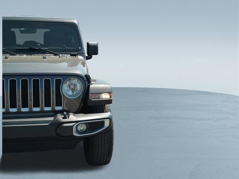Used 2021 Jeep Wrangler Unlimited Sahara AWD/4WD image 39