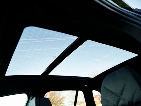 New 2026 BMW X5 M60i w/ Climate Comfort Package image 14