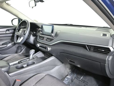 Used 2019 Nissan Altima 2.5 S FWD image 14