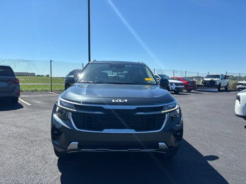 Used 2024 Kia Seltos S AWD/4WD image 8