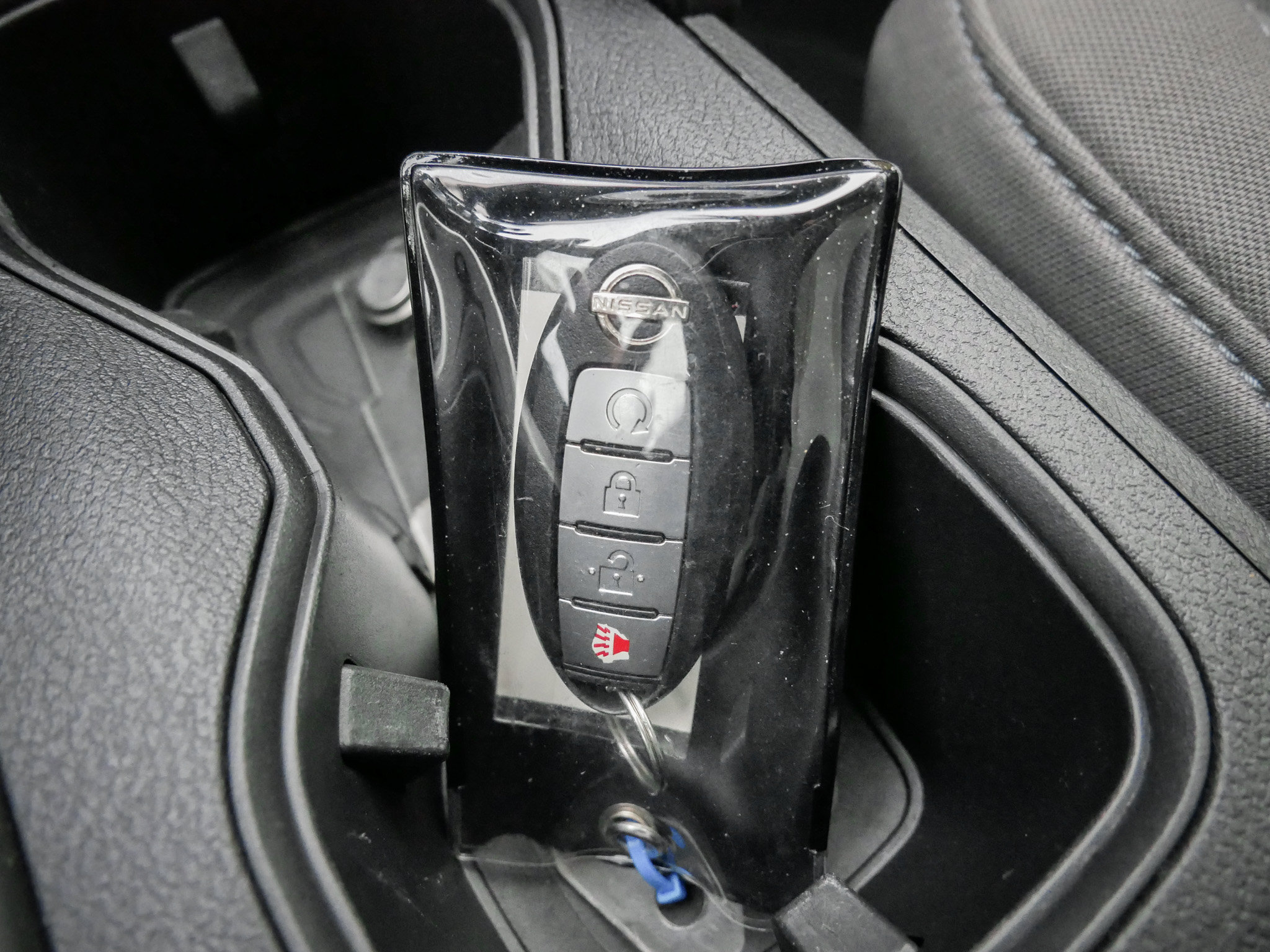 Used 2022 Nissan Frontier SV w/ Technology Package RWD image 34
