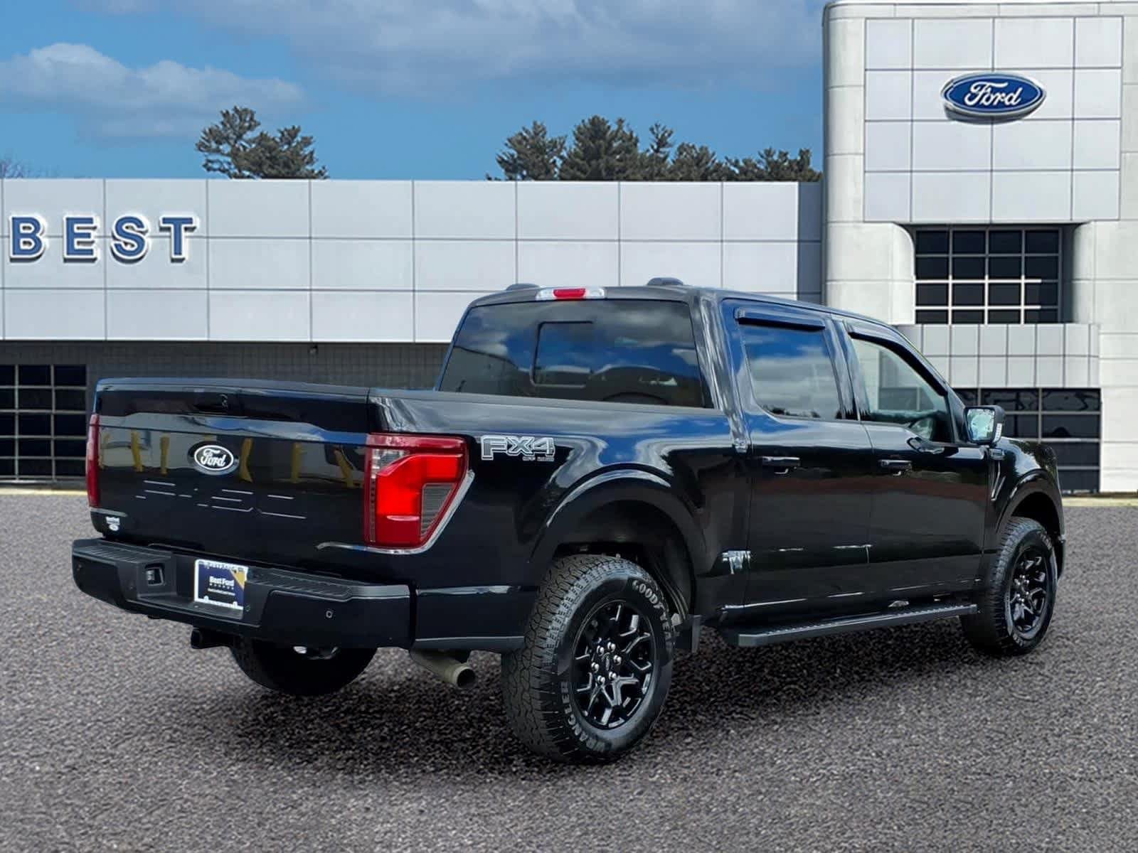 Used 2025 Ford F150 XLT w/ Equipment Group 302A MID AWD/4WD image 8