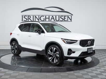 Certified 2024 Volvo XC40 B5 Ultimate w/ Protection Package Premier