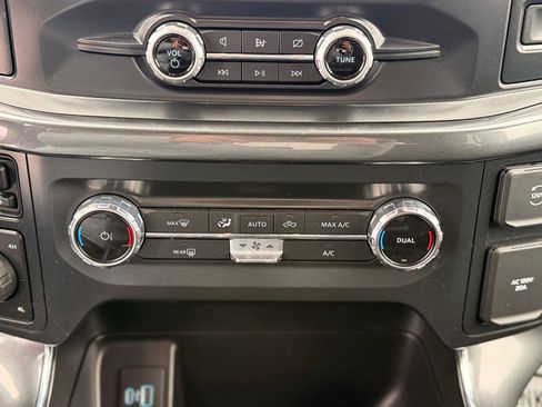 Used 2022 Ford F150 XLT w/ Equipment Group 301A Mid image 21