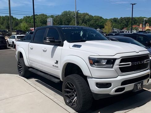 Used 2020 RAM 1500 Big Horn AWD/4WD image 18