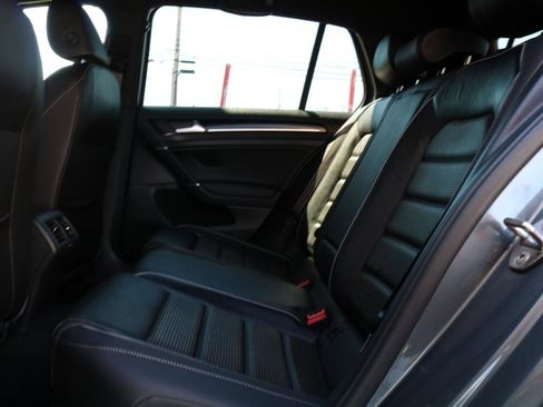 Used 2019 Volkswagen Golf 4-Door AWD/4WD image 46