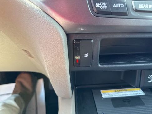 Used 2022 Honda Pilot Special Edition image 43
