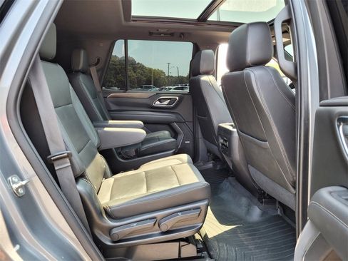 Used 2021 Chevrolet Tahoe Z71 w/ Luxury Package image 12