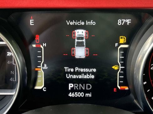 Used 2020 Jeep Gladiator Rubicon w/ Cold Weather Group AWD/4WD image 24