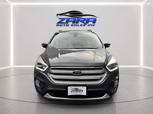 Used 2019 Ford Escape Titanium w/ U9j03 - Titanium Tow Package image 9