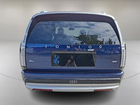 New 2026 Hyundai Ioniq 9 SEL image 6